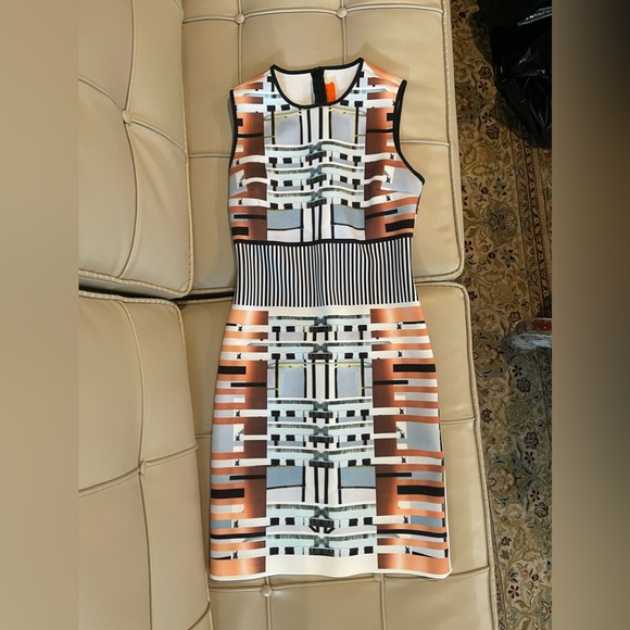 Clover Canyon Neoprene Digital Print Sheath Dress Medium Excellent Condition - Picture 9 of 15